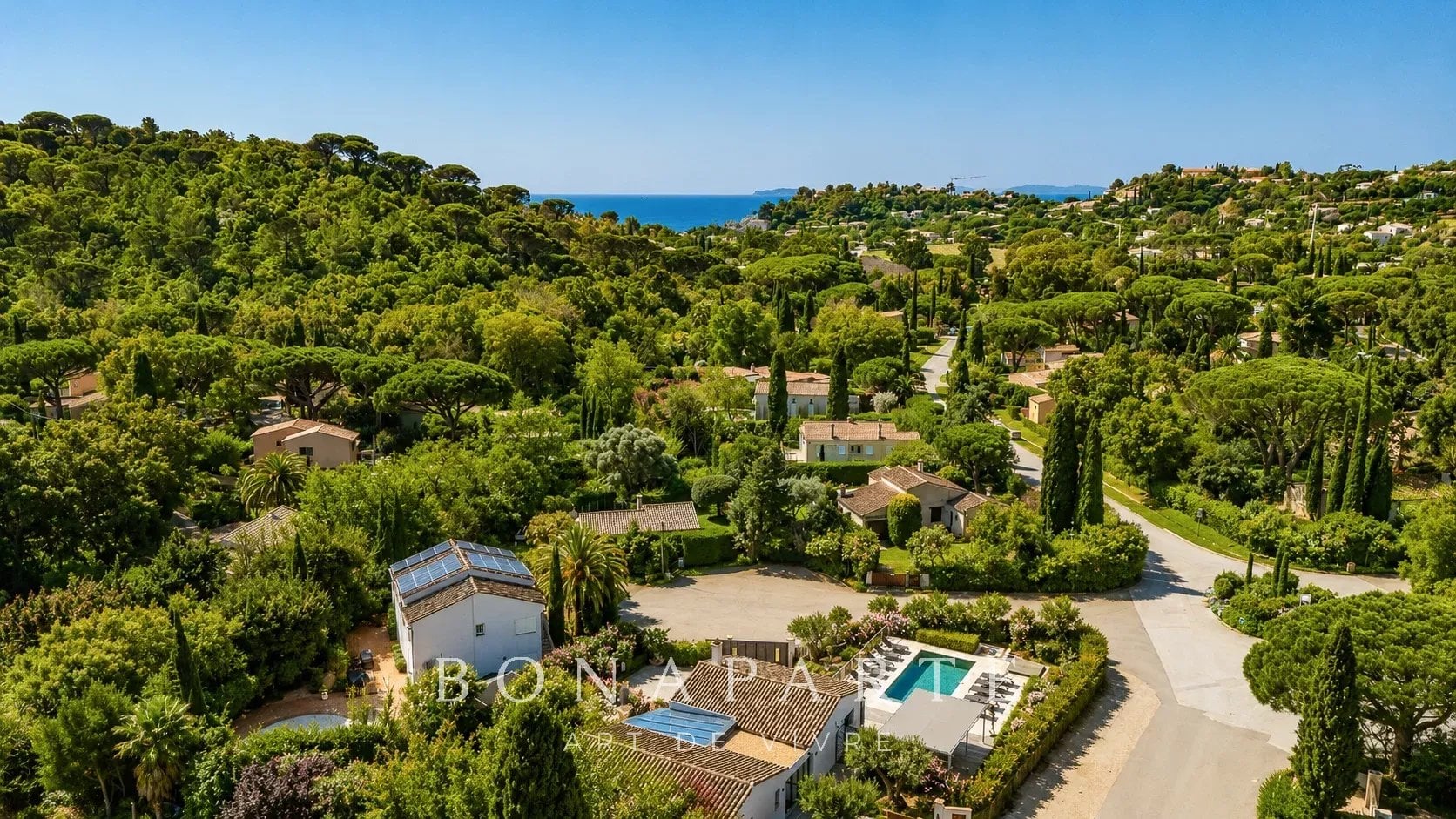 LA CROIX VALMER - VILLA D'EXCEPTION - EMPLACEMENT PRIVILEGIE