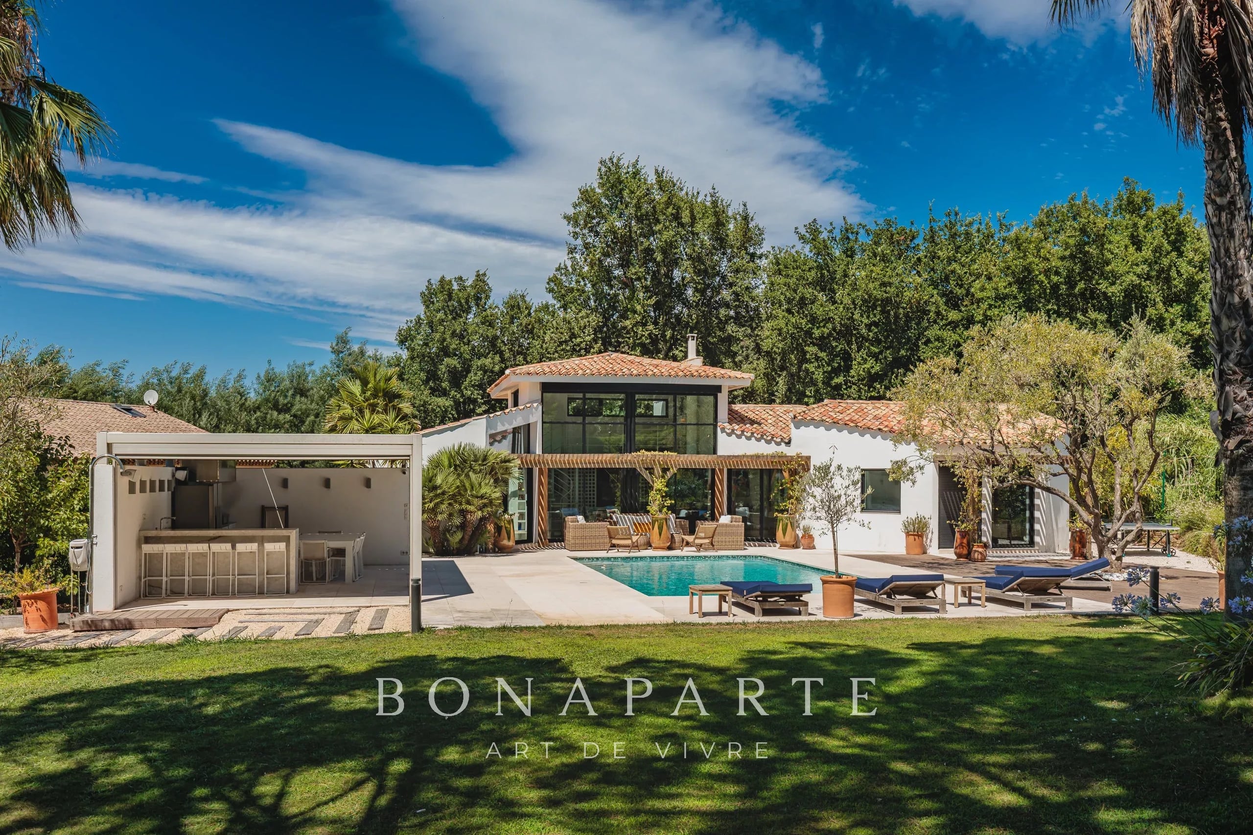GASSIN - PROPRIETE DE CHARME - PROCHE SAINT TROPEZ